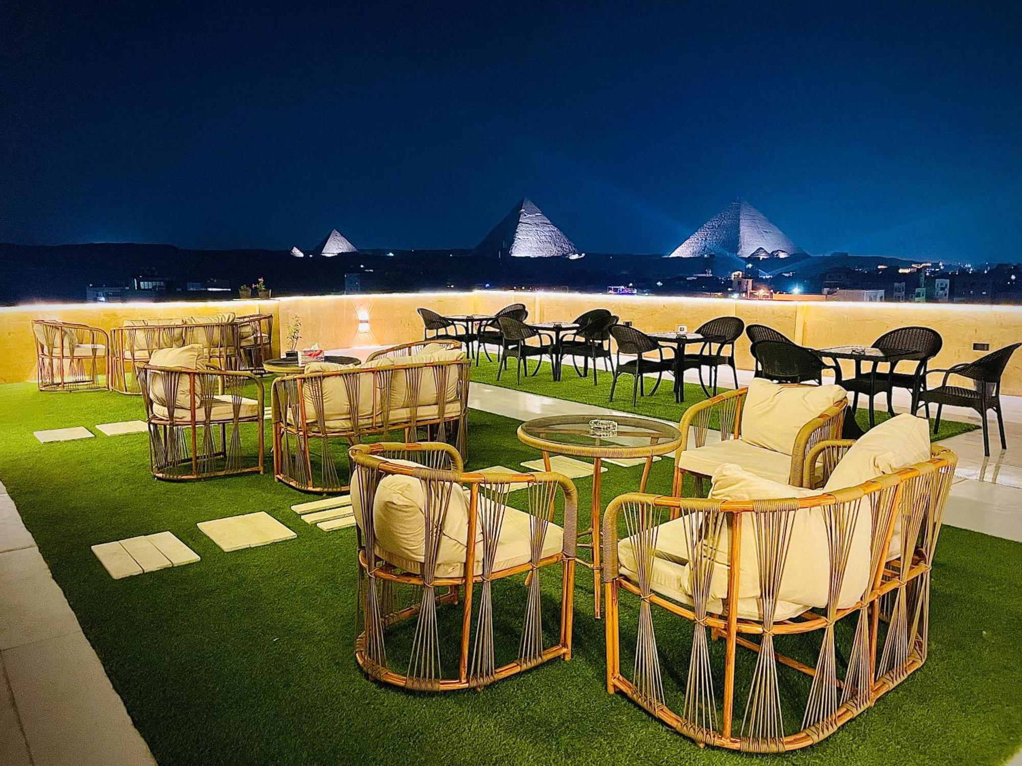 Palm Pyramids View Inn Kafrat al Jabal Exterior foto